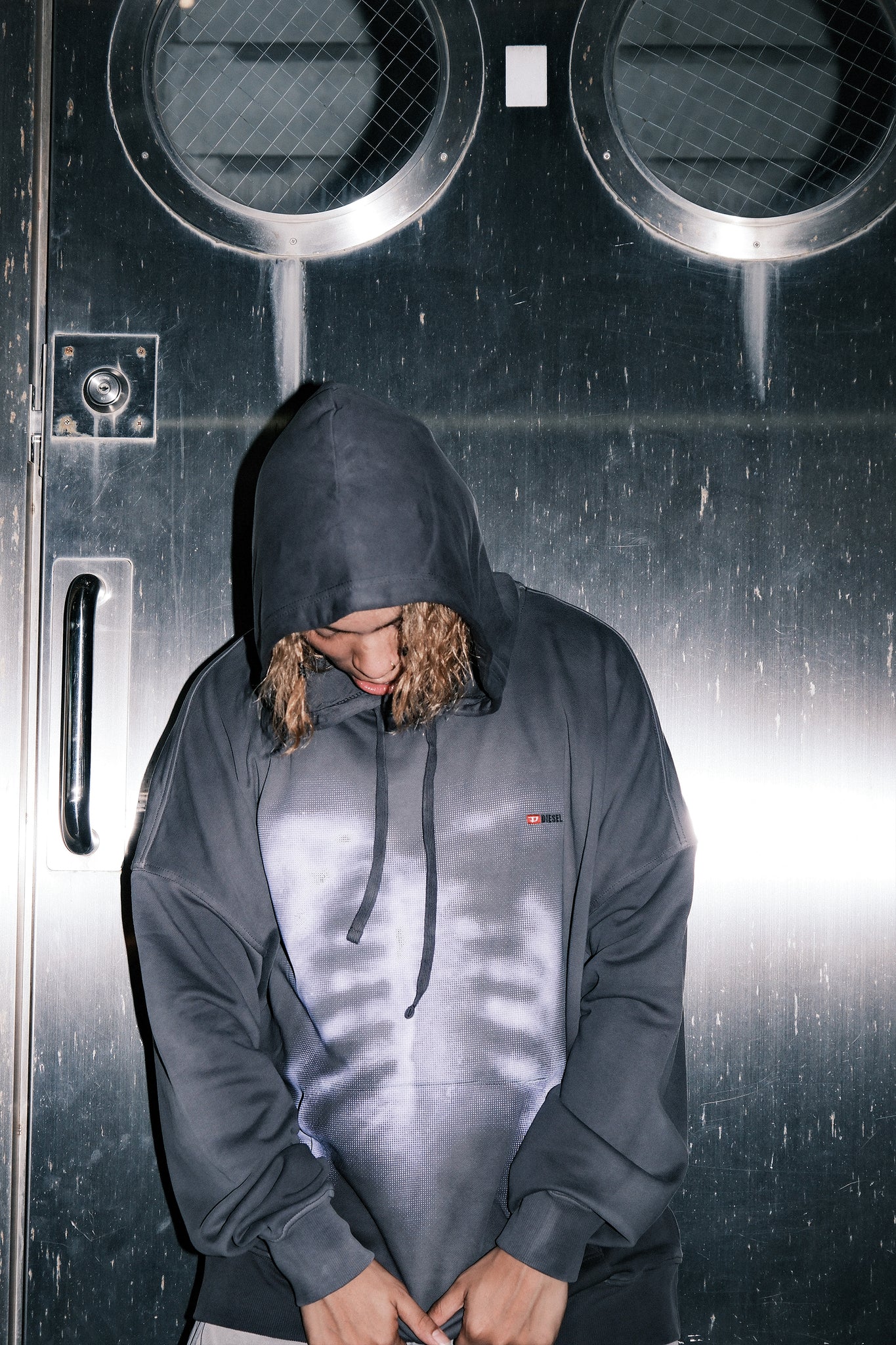 DIESEL × FENNEL SUN FADE PARKA BLACK