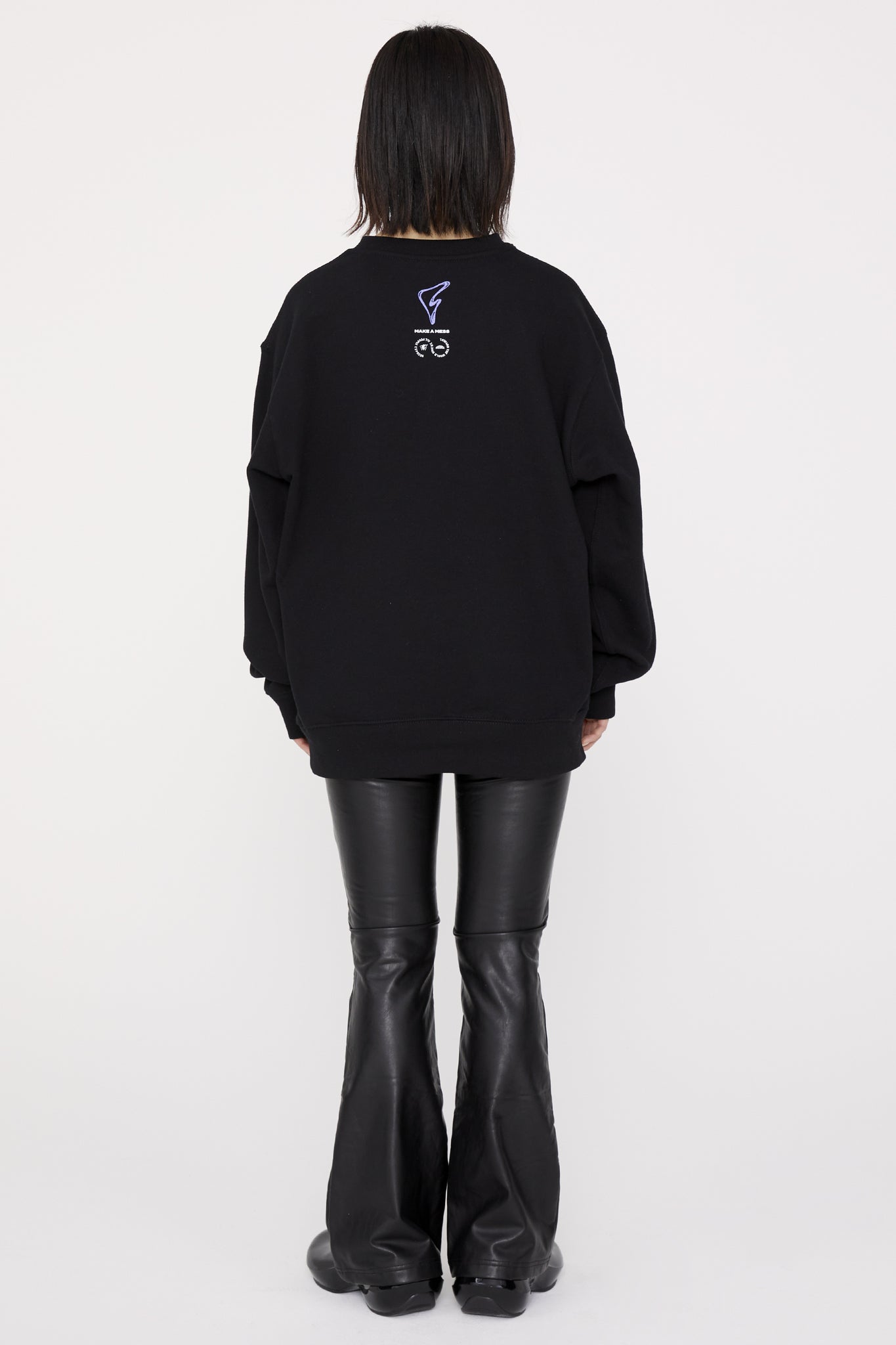 MESS LOGO SWEAT BLACK
