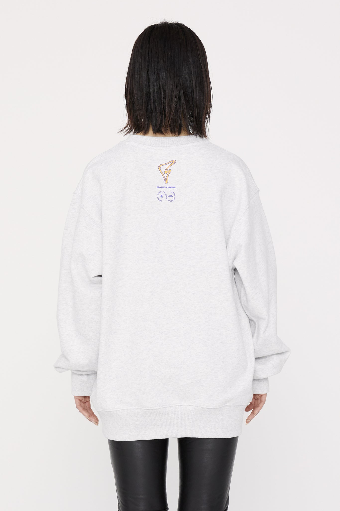 MESS LOGO SWEAT GREY