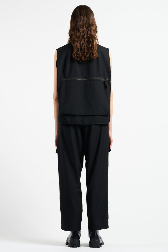 PRINTED ZIP-UP VEST