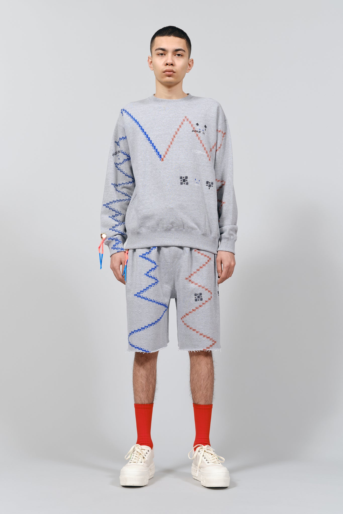 PAINTING GREY SWEAT SHIRT/BLUE RED